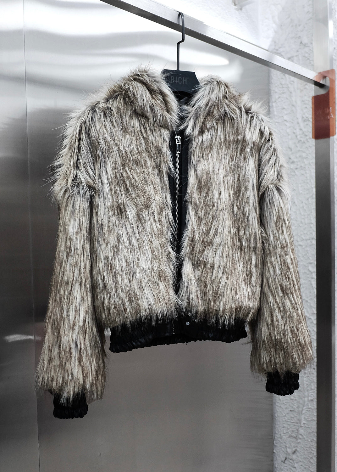 REVERSIBLE FAUX FUR JACKET - AK094