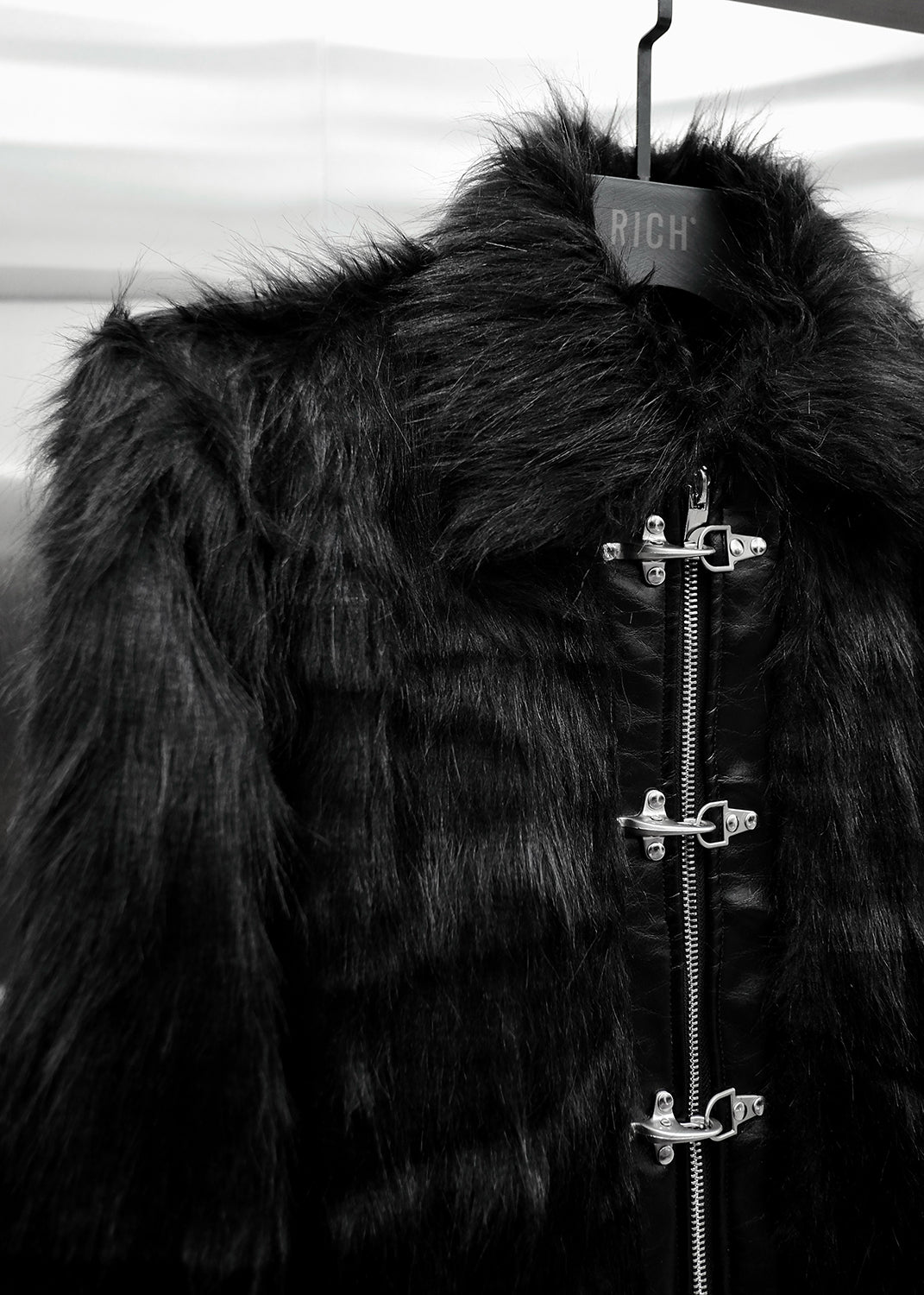 BLVCK FUR CROP JACKET - AK093A