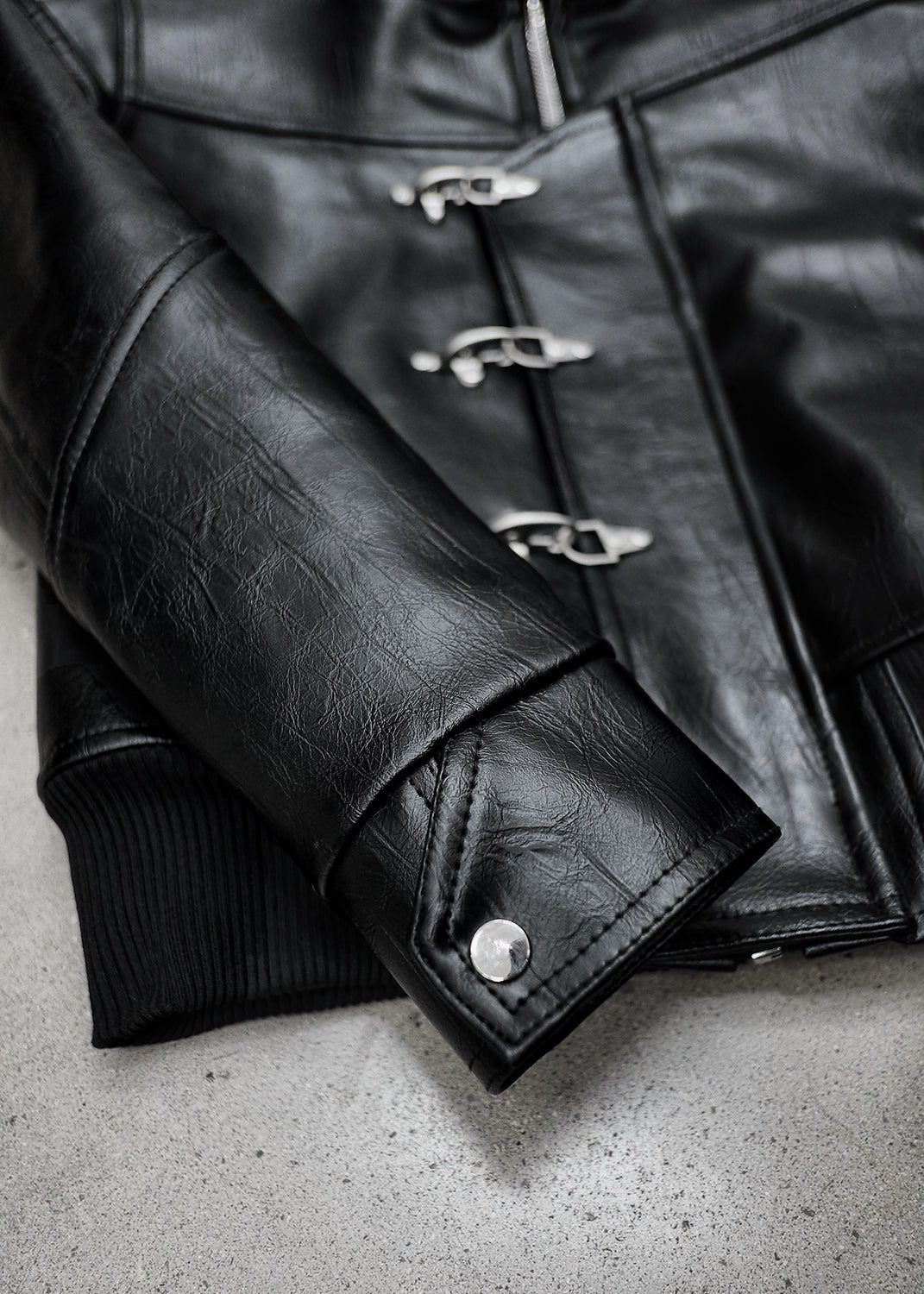 HIGH NECK LEATHER BOMBER JACKET - AK097