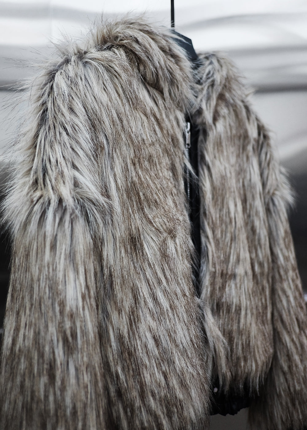 REVERSIBLE FAUX FUR JACKET - AK094