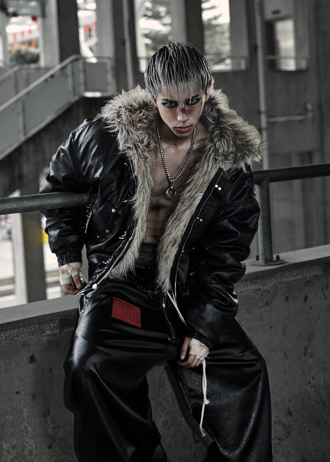 REVERSIBLE FAUX FUR JACKET - AK094