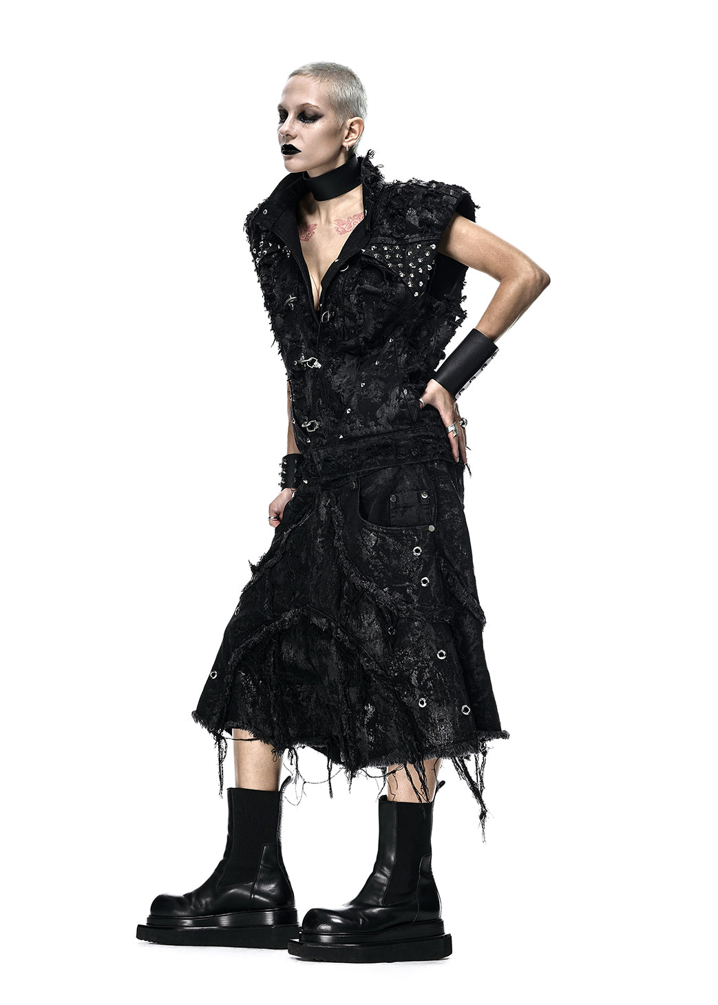 VAMP BLACK WAXED SHORT - QN064A